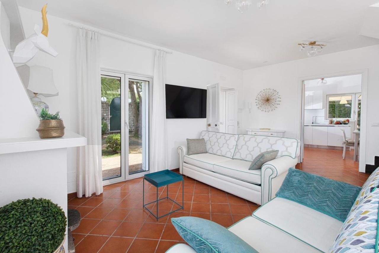 Amore Rentals - Resort Ravenna - Villa Dama Масса-Лубренсе Екстер'єр фото