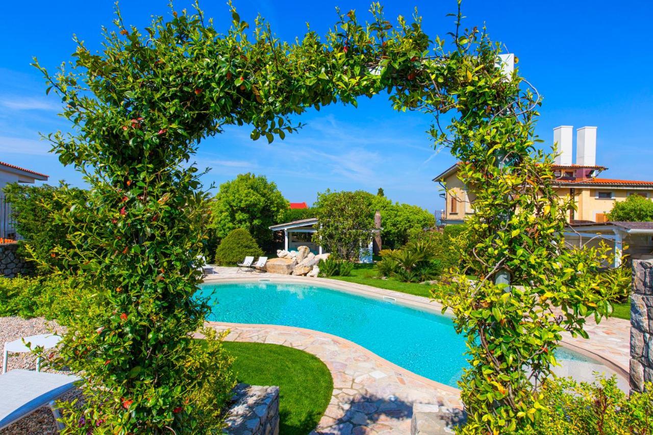 Amore Rentals - Resort Ravenna - Villa Dama Масса-Лубренсе Екстер'єр фото